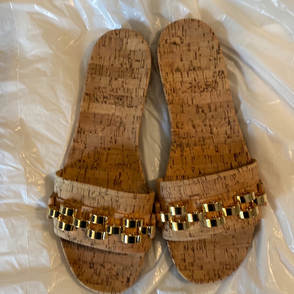 Veronica Beard slip on sandals